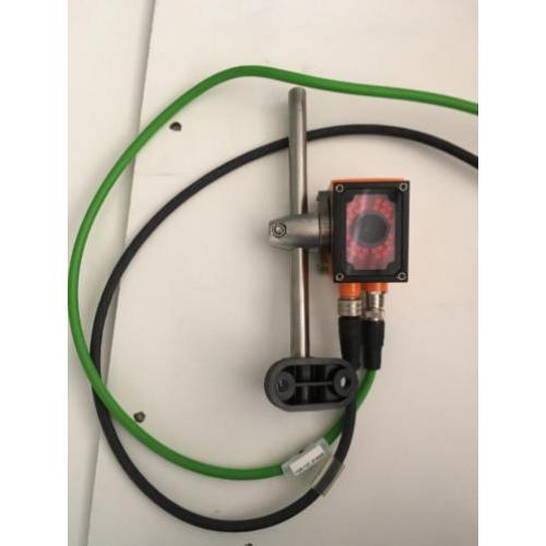 Te koop 2 IFM scanners/lasers/sensors met rood licht