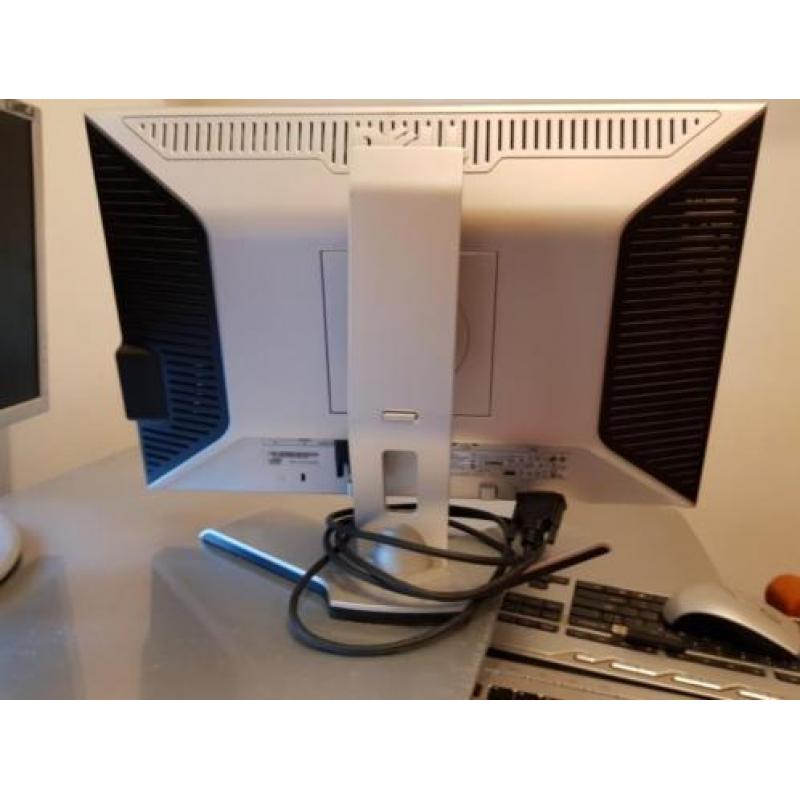 Dell monitor. Model nummer 2007WFP.