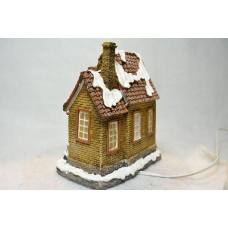 X-Mas Collection Kerstdorp Huis met Verlichting 5