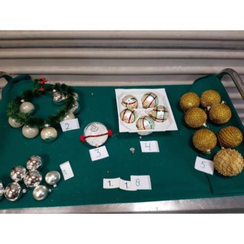 Kerstballen en decoratie, diverse, zie foto's