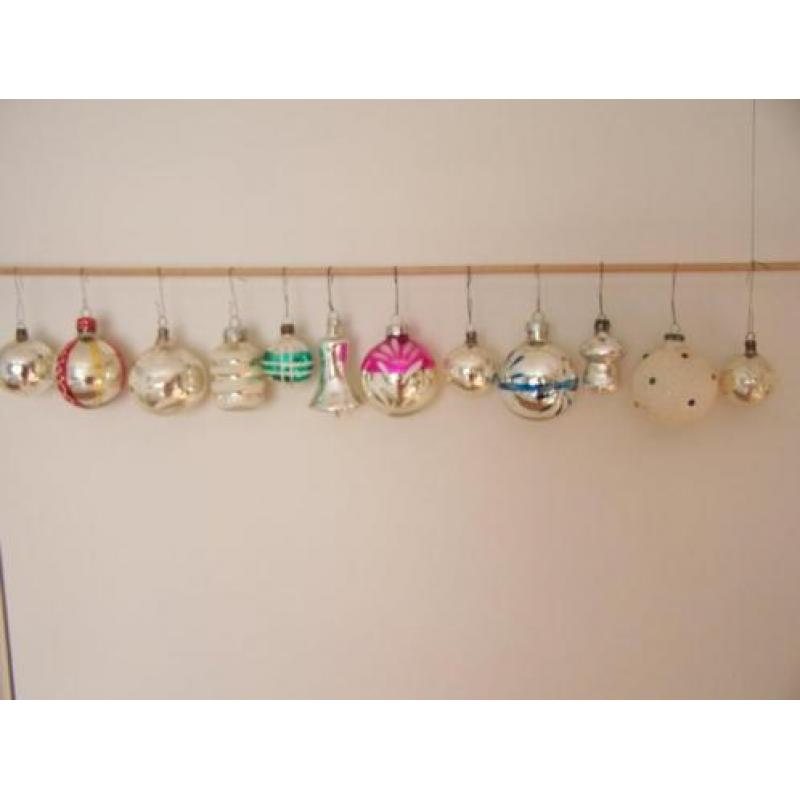 Oude kerstballen van glas