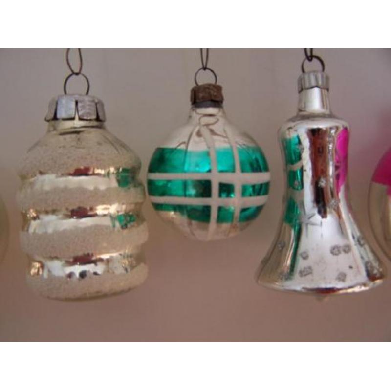 Oude kerstballen van glas