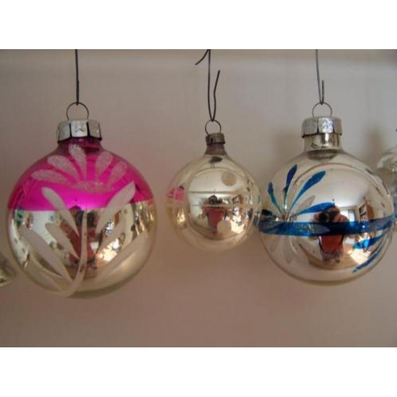 Oude kerstballen van glas