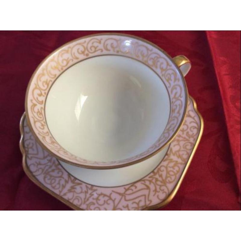 Kerstservies: Lettin porseleinen ontbijtset -puntgaaf-