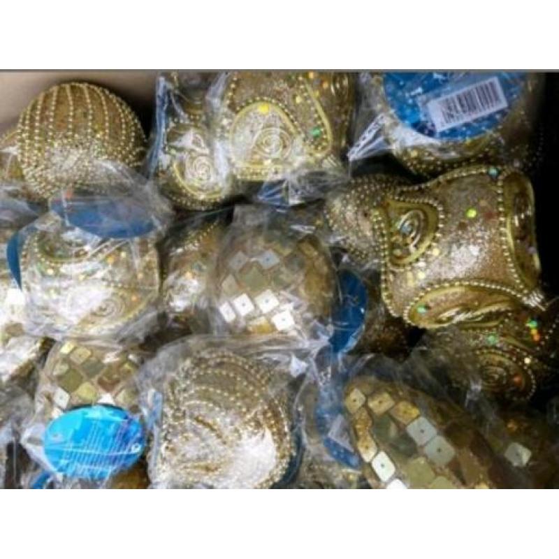 Partij kerstballen kerstdecoratie van piepschuim goud & rood