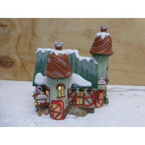 department 56 Reindeer Stables Prancer & Vixen north pole