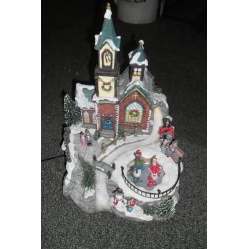 Kerst kerkje met verlichting en geluid(zie beschrijving)