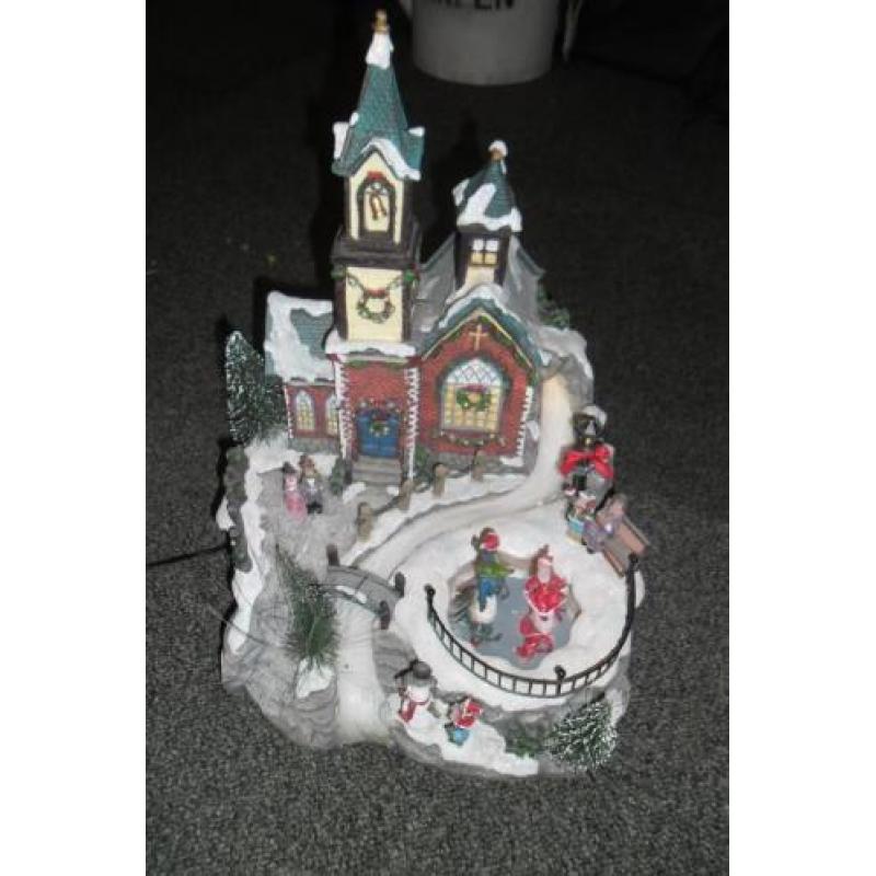 Kerst kerkje met verlichting en geluid(zie beschrijving)