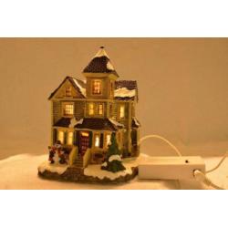 Dickensville Kerstdorp Huis met Torentje