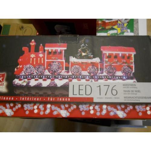 kersttrein met led verlichting zie de foto's nieuw in doos