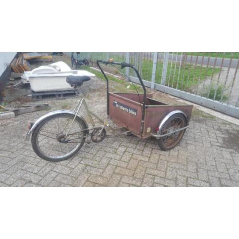 Bakfiets + invalide fiets opknappers