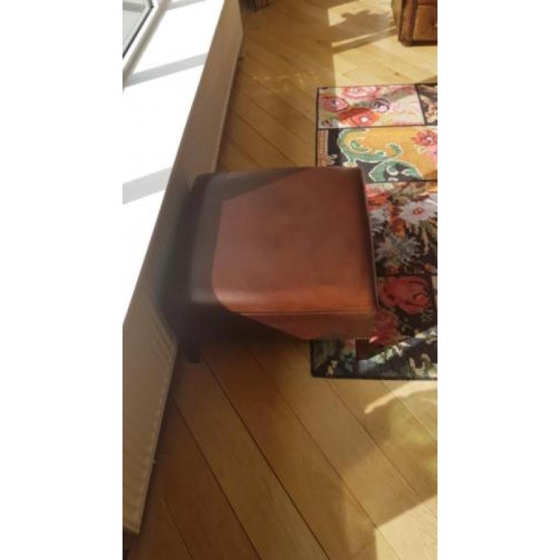 Chesterfield hocker
