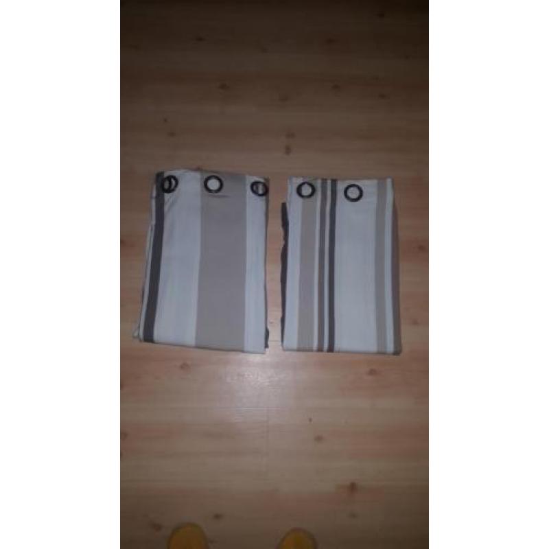 Mooie overgordijnen met ringen dikke zware kwaliteit 2 stuks