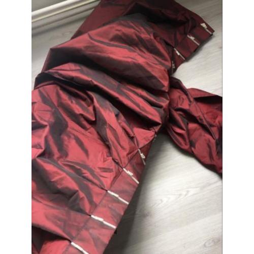 Zijdestof overgordijnen