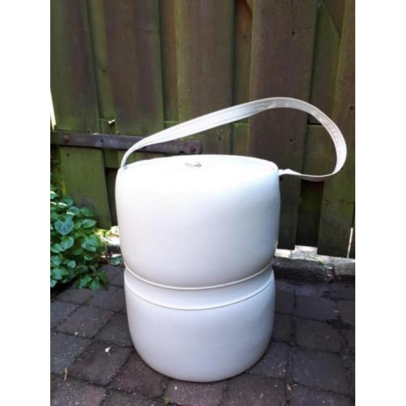Witte vintage poef
