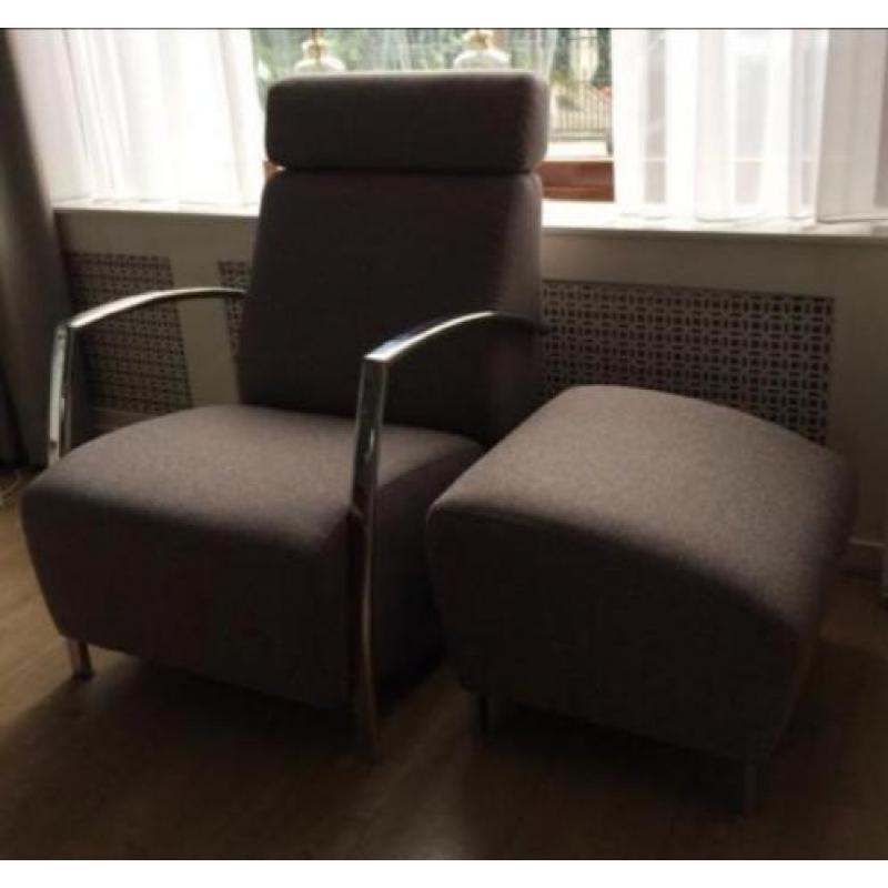 Montel bank, 2 stoelen en poef