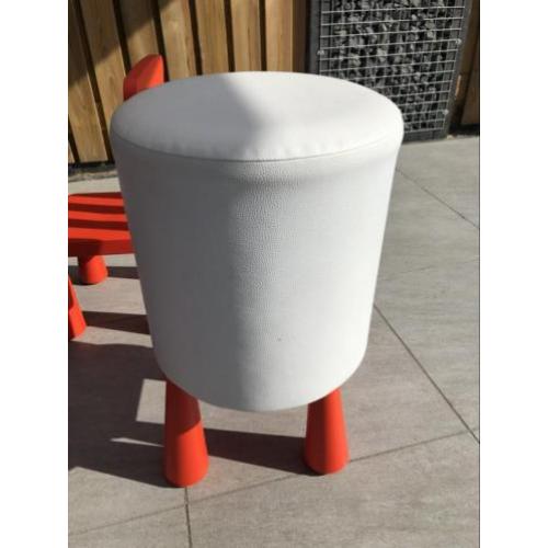 Lederlook zit poef wit