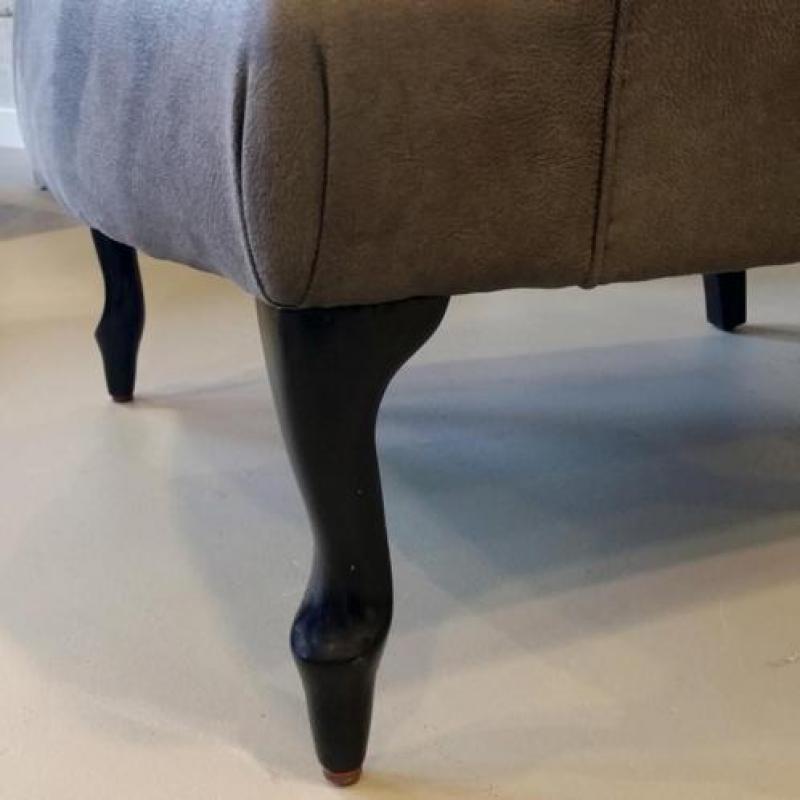 > HIER < Landelijke fauteuils - capitonnering <