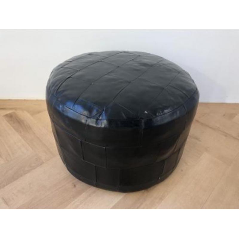 Zwart lederen patchwork poef
