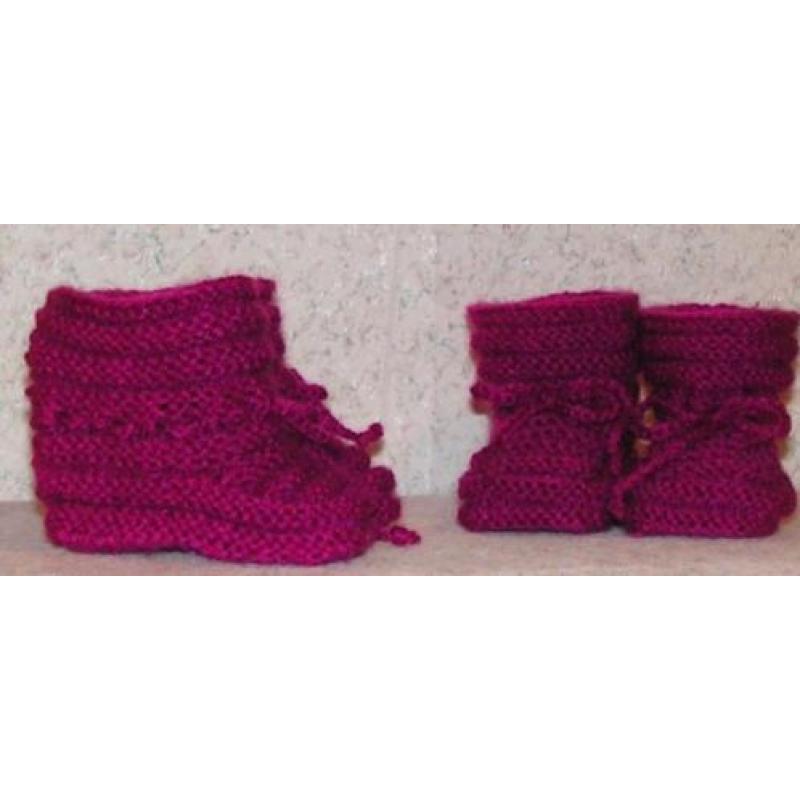 Baby Booties donkerroze, 0-3 m., babyslofjes handgebreid