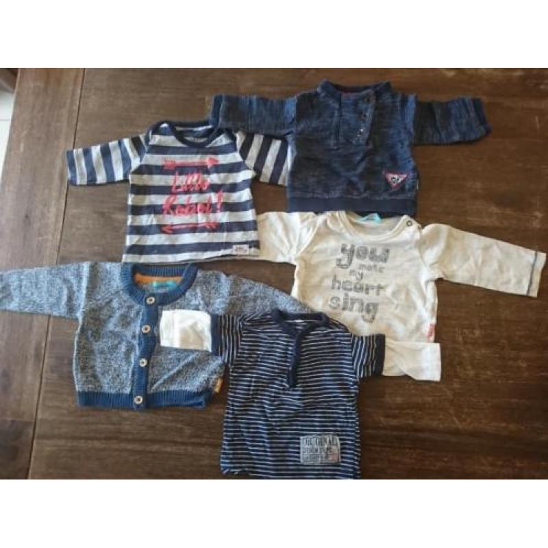 Kleding pakket maat 50. Broeken en shirts.