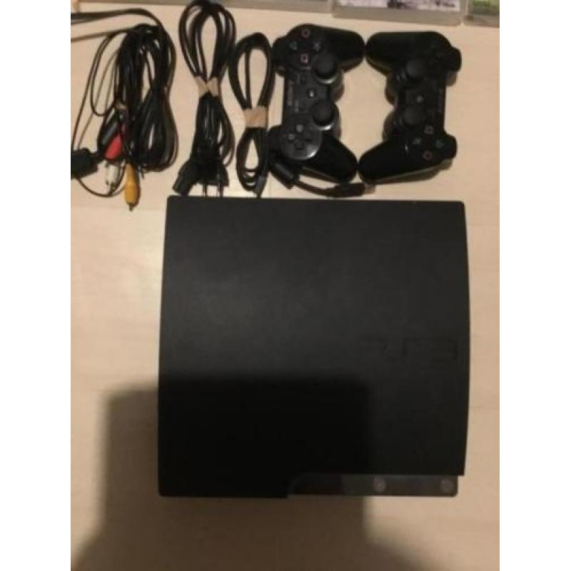 Sony ps3 250 GB 2 controllers 16 games
