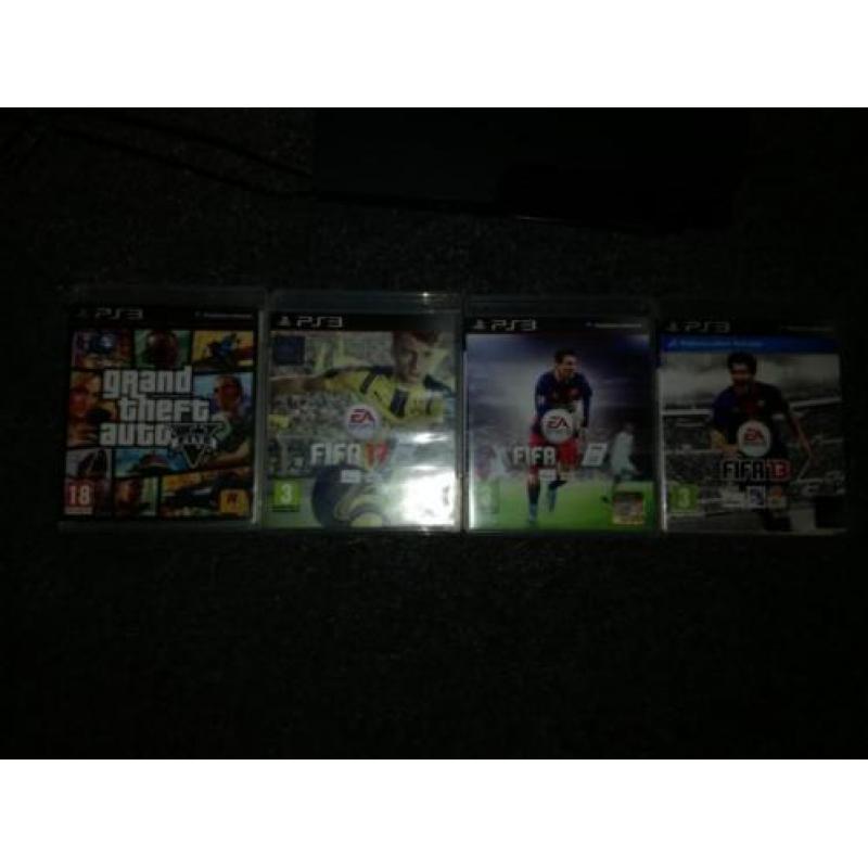 Playstation 3 met controllers en spellen