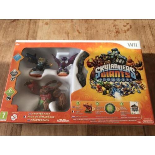 Wii Skylanders Giants incl. extra poppetjes en doos