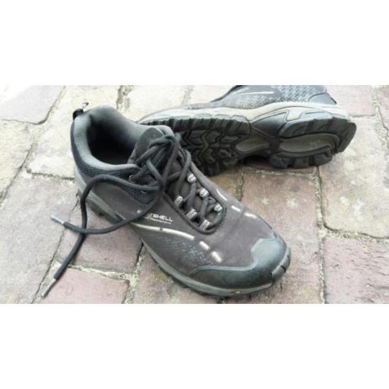 Winterschoenen / wandelschoenen maat 38