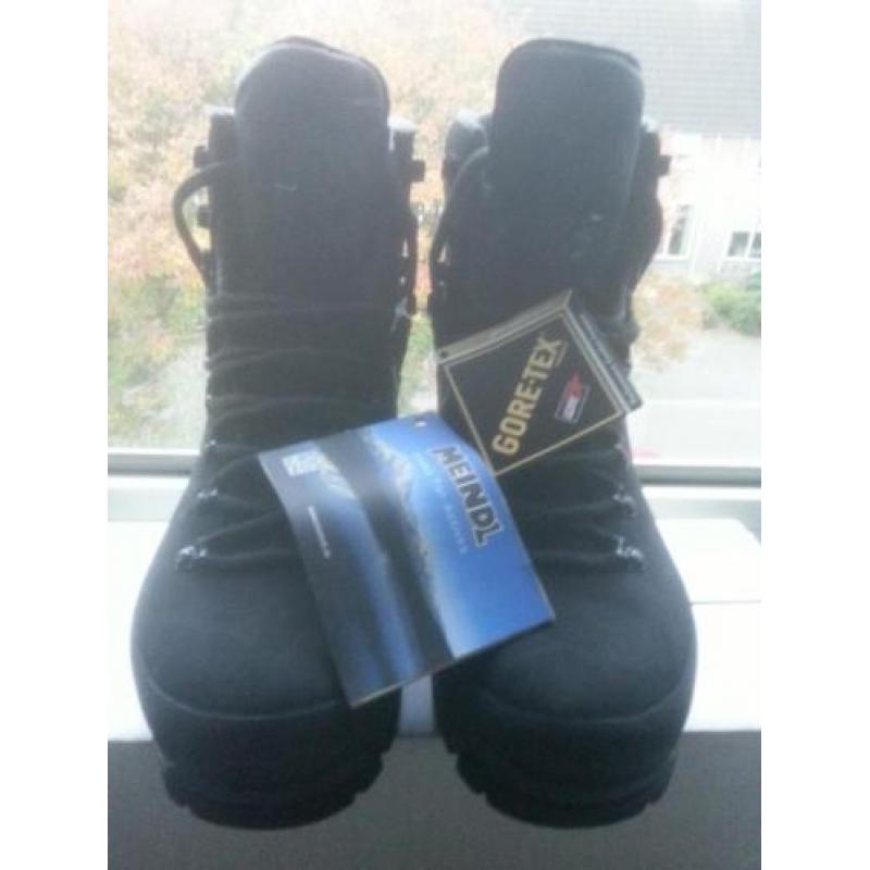 meindl m1 255 b = 41,5 nieuwe wandelschoenen bergschoenen