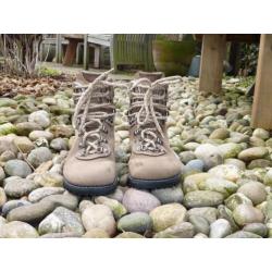 T.e.a.b. Stevige Intersko dames wandelschoenen Helvesko