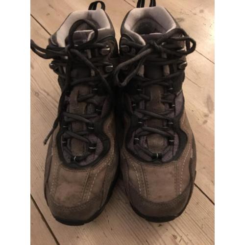 Bergschoenen Salomon dames maat 39